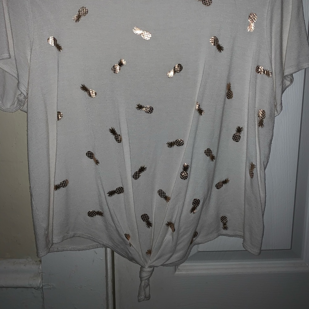 tied pineapple shirt